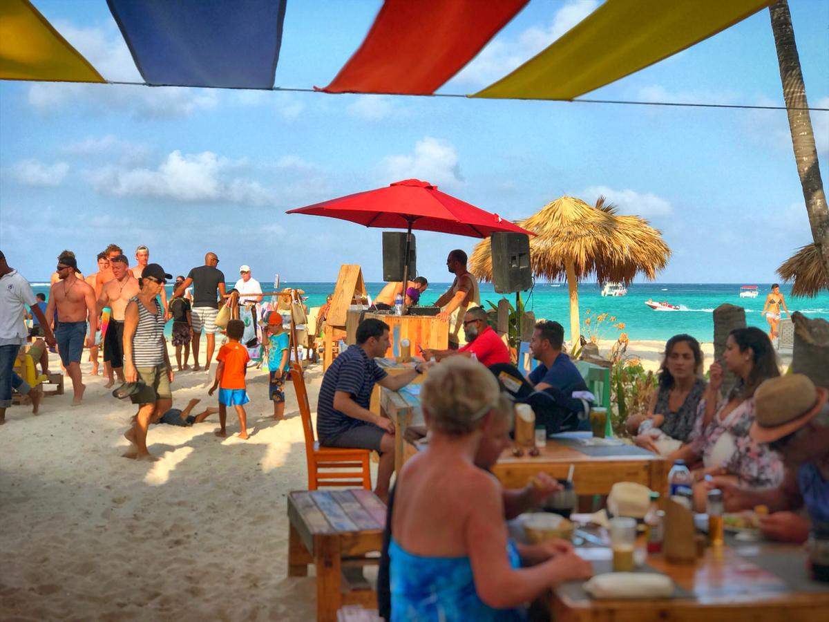 Las Terrazas Vip Pool Beach Club & Spa 蓬塔卡纳 外观 照片